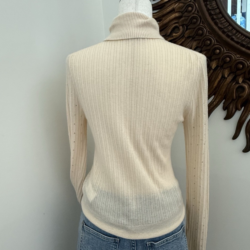 J.Crew Cashmere Turtleneck Sweater M 100% Cashmere Cream Rhinestone Ribbed F/W - Picture 5 of 8